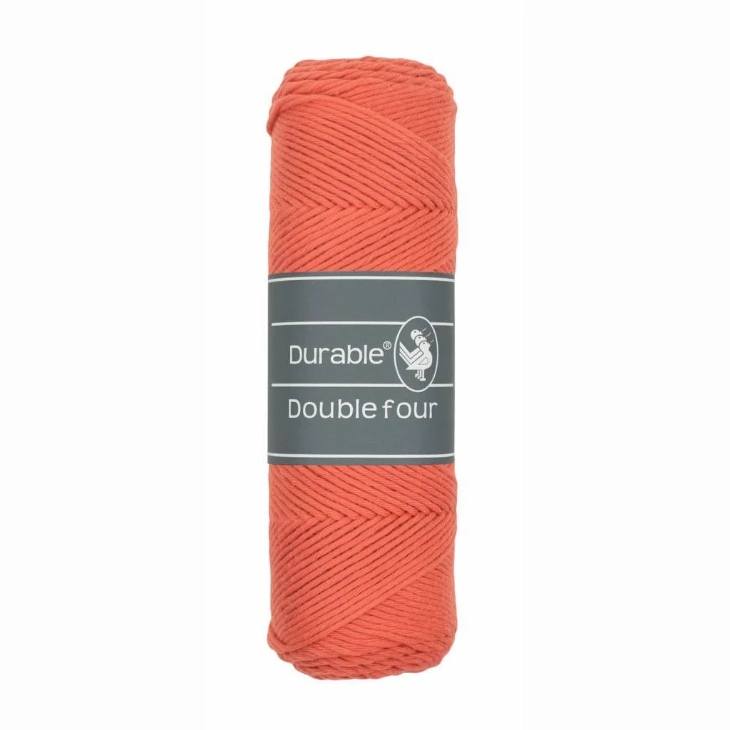 Durable Double Four garen in kleur 2190 Coral voor haken, te koop bij De Garengarage.