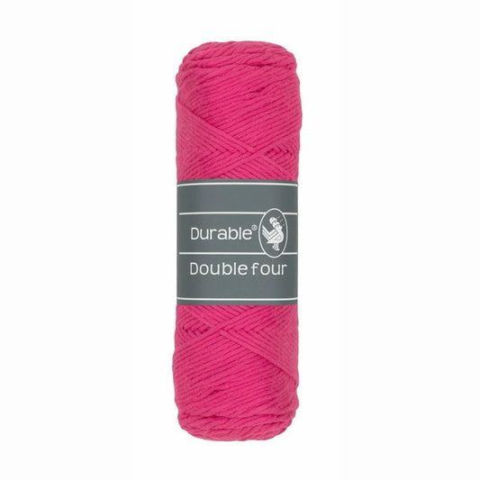 Durable Double Four garen in de kleur Fuchsia