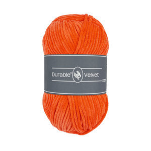 Durable Velvet garen in kleur 2194 Orange voor haken, te koop bij De Garengarage.